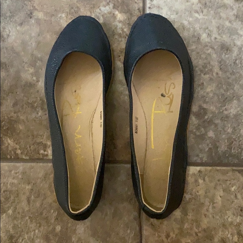 Black flats size 7